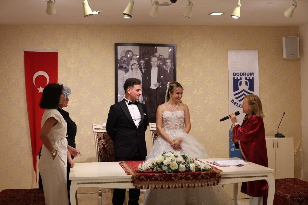 Turgutreis'teki evlilik işlemleri artık Şevket Sabancı Kültür Merkezi'nde yapılıyor